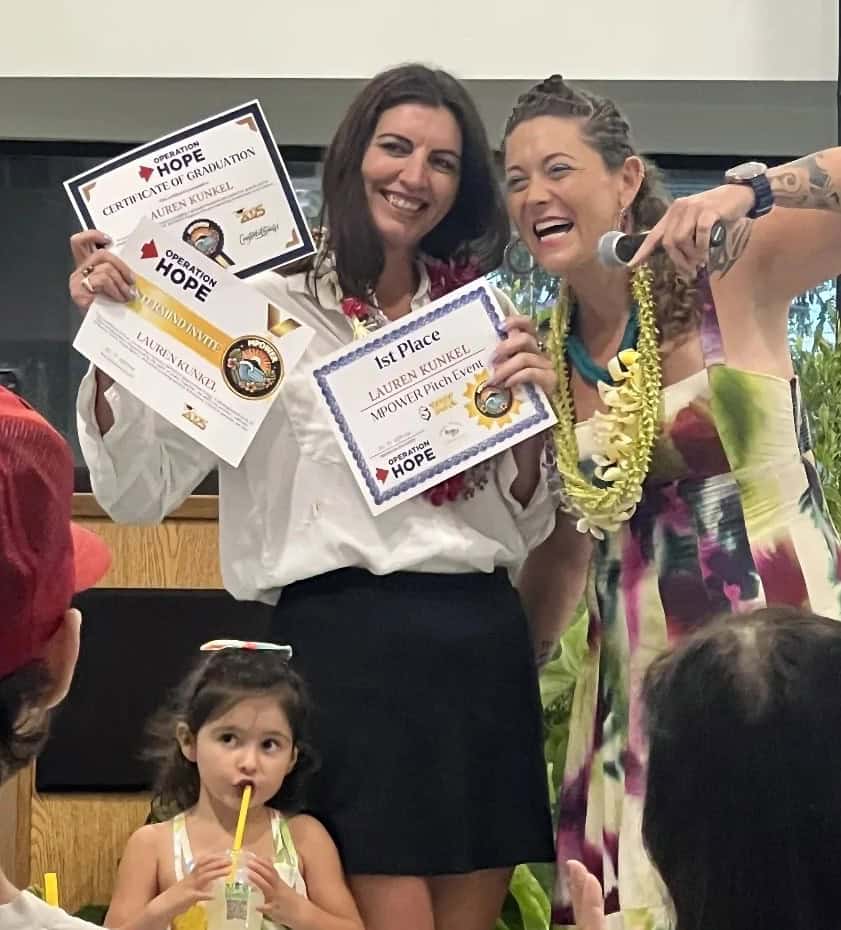 Lauren Kunkel accepting the Maui Pono Foundation + Project HOPE Best New Business Award